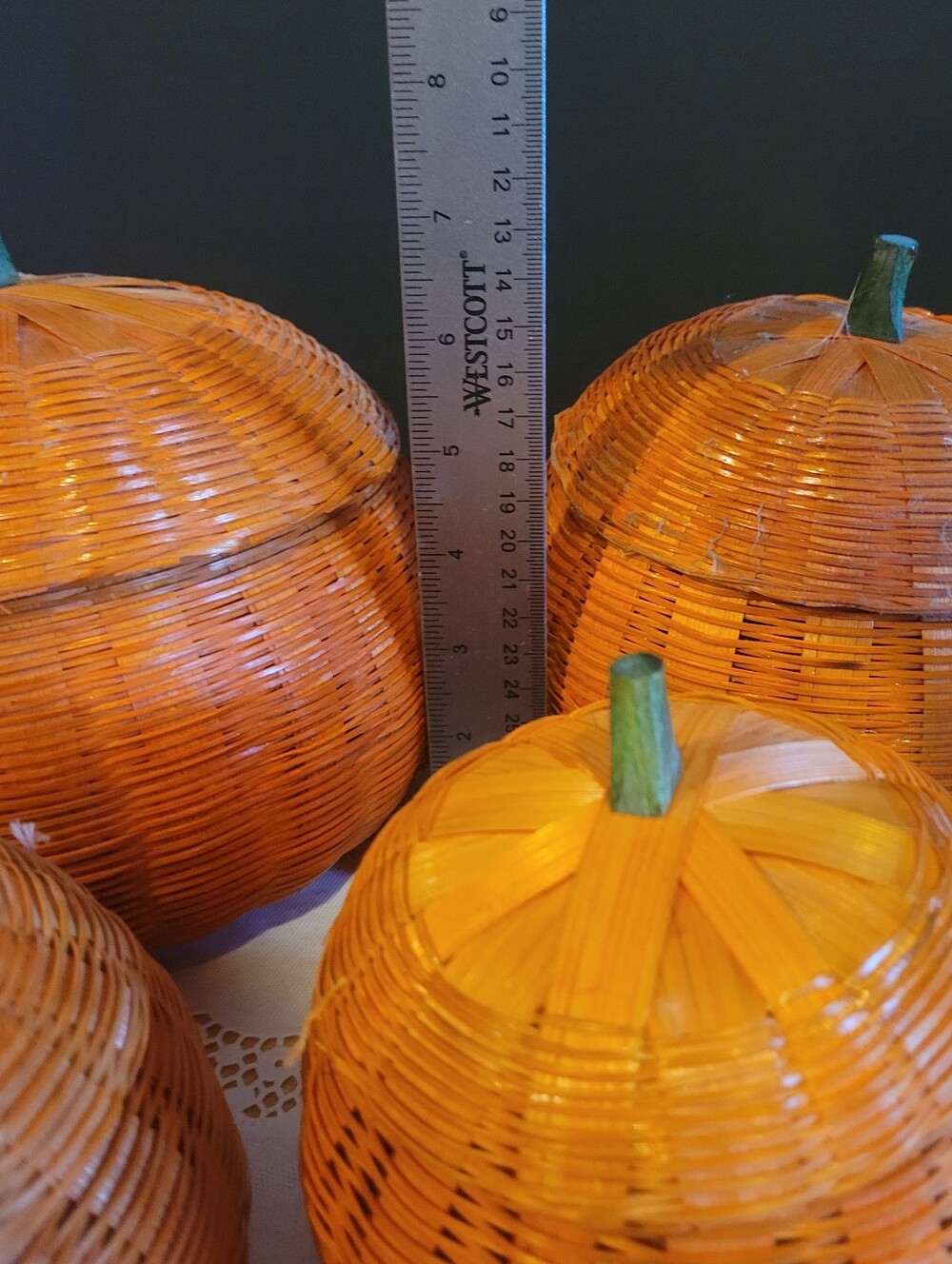 Lot of 4 Vintage Wicker Basket Orange Pumpkins  Removable Tops Halloween Thanksg - Picture 7 of 14